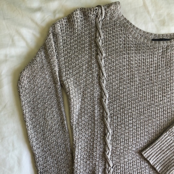 American Eagle Braided Sweater - Picture 4 of 4